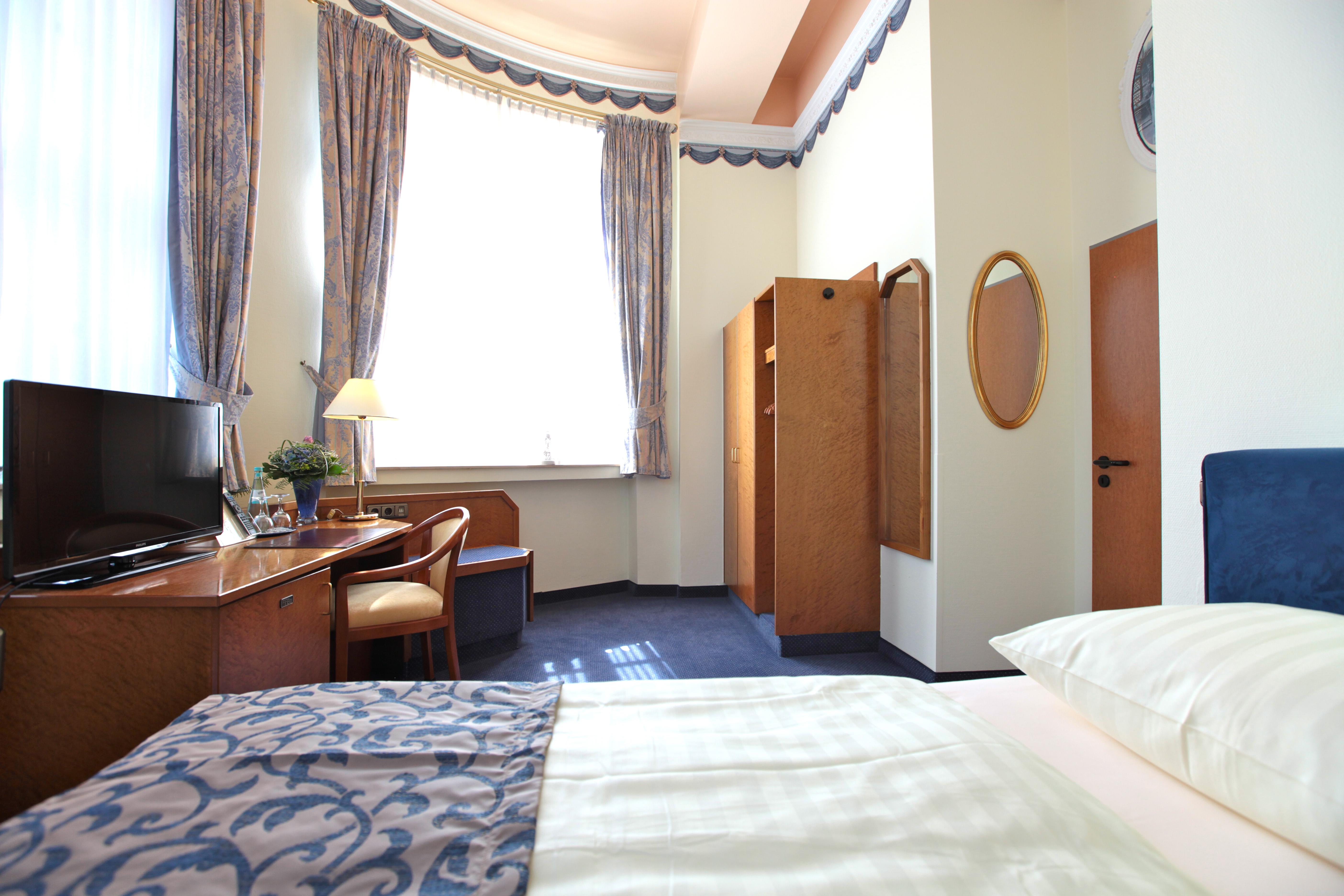Hotel Viktoria Kolonia Zewnętrze zdjęcie